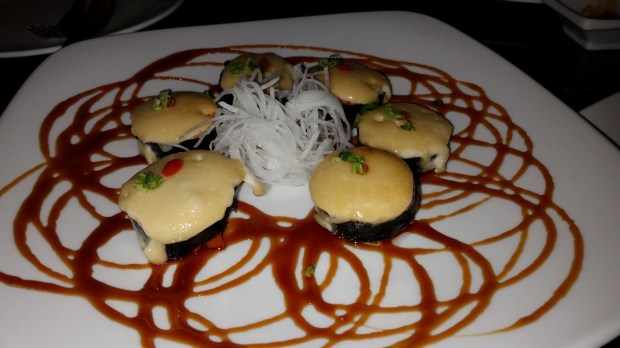 Choice of tuna, salmon, tuna & salmon, or shrimp + sushi rice or fi eld greens, green onion, avocado, seaweed salad, cucumber, macadamia nuts, hawaiian poke . Aom Places To Eat And Drink Kona Grill