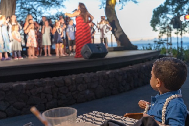 The big island brims with opportunities to discover new trails, find your own perfect beach for snorkeling, admire waterfalls, and savor hawaiian sunsets with a … Review Of The Mauna Kea Luau On The Big Island Of Hawaii